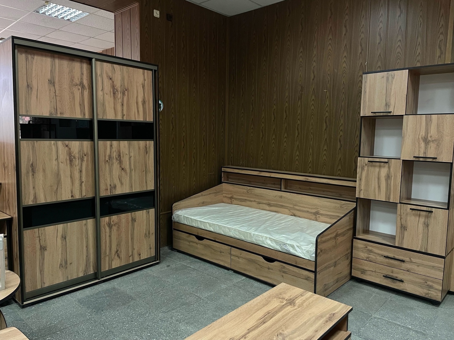 Спальный гарнитур Спальный гарнитур