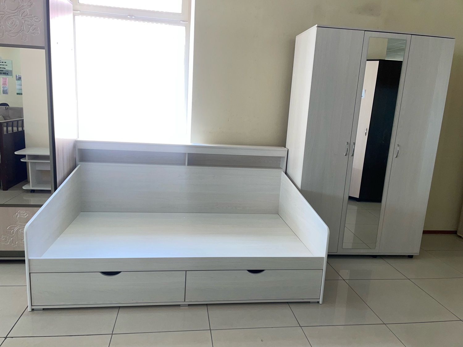 Спальный гарнитур Спальный гарнитур